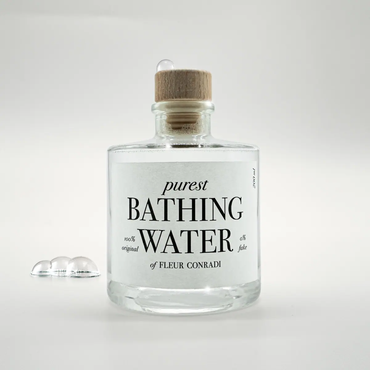 BATHING WATER of Fleur Conradi